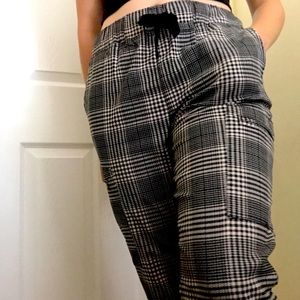 White and black gingham pants